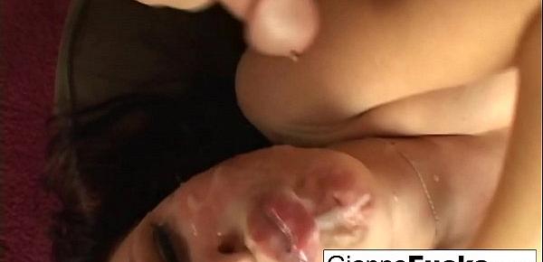  Hardcore slut Gianna Michaels gets four loads on her face